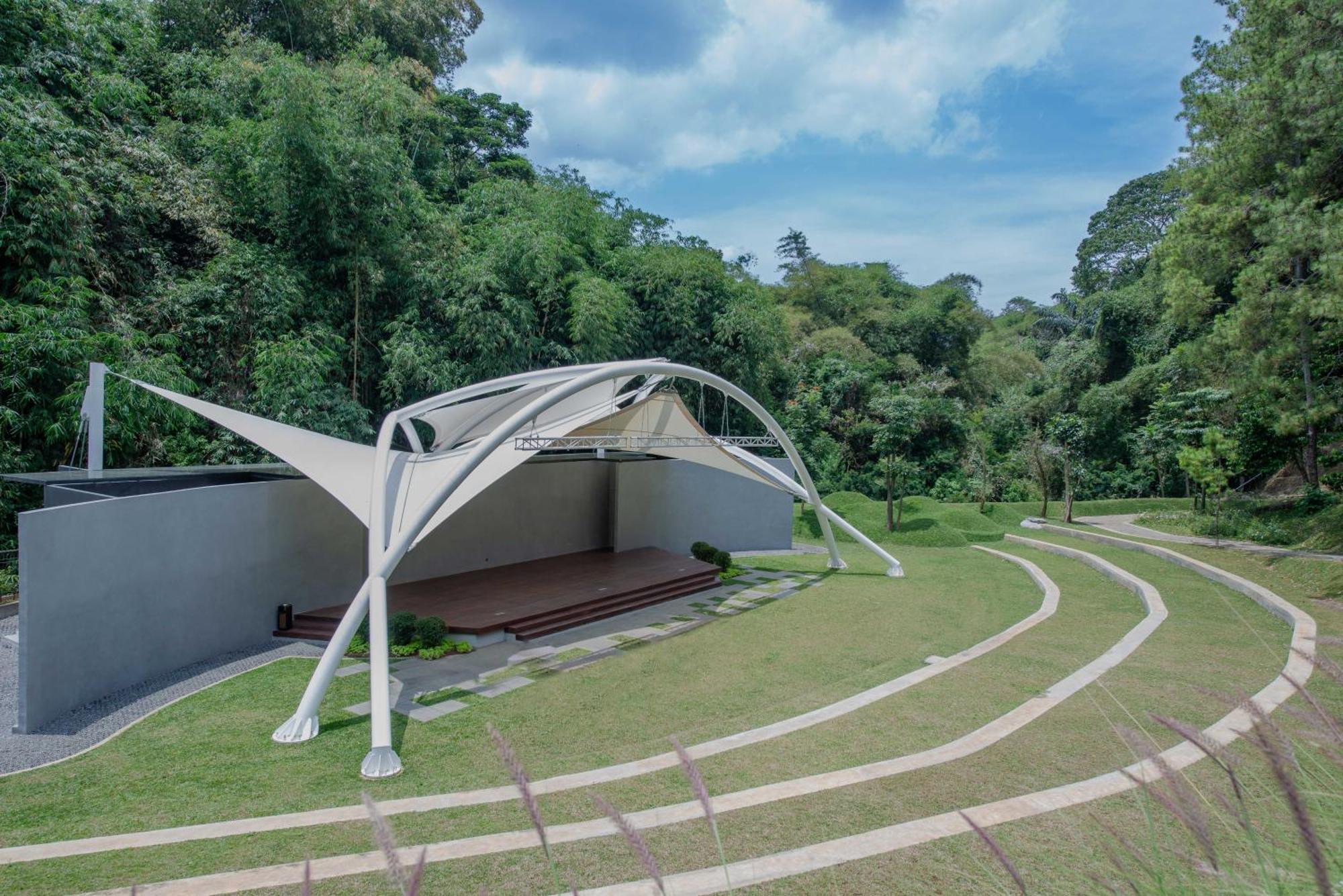 The Gaia Hotel Bandung Lembang Dış mekan fotoğraf